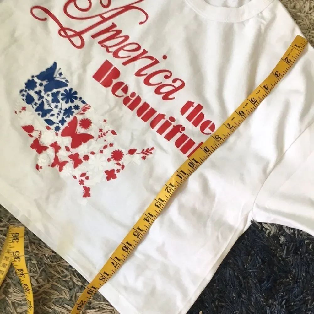 Free with Purchase America the Beautiful Cropped Tee L - Picture 7 of 8